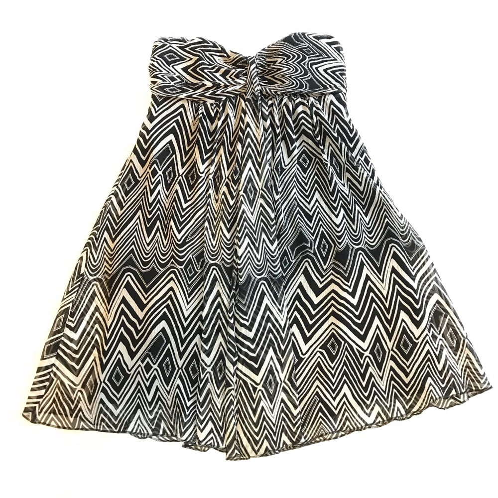 Express Slik Strapless Dress ZigZag Black White